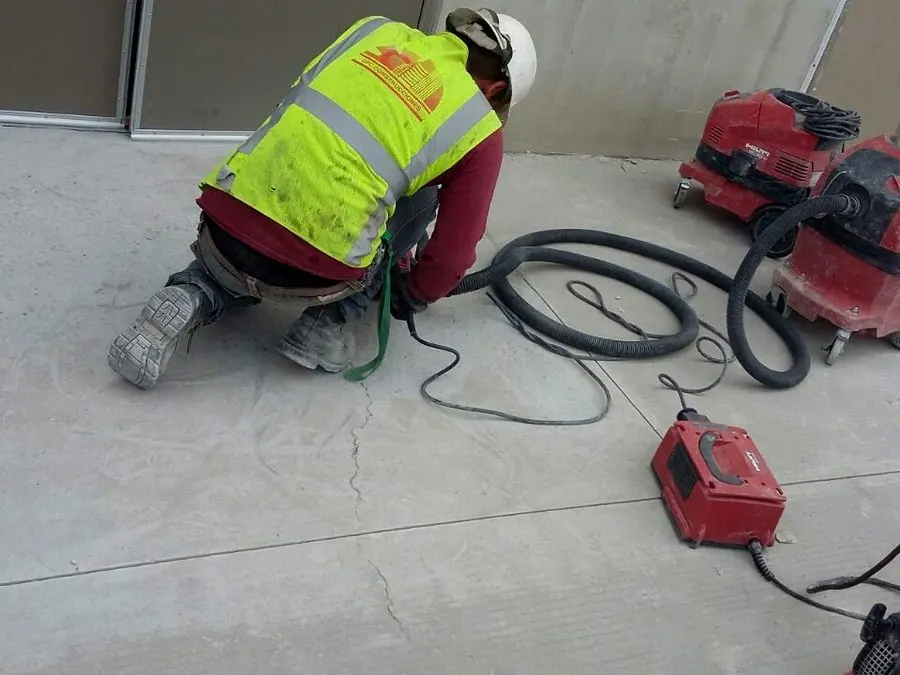 Concreto pulido o recubrimiento epóxico